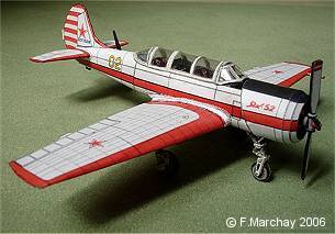  Yak 52 